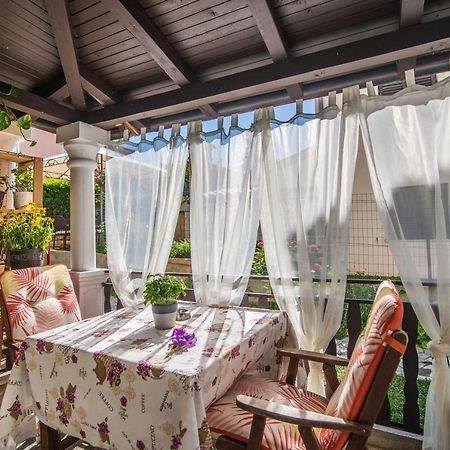 Apartmani Marina Porec Bagian luar foto
