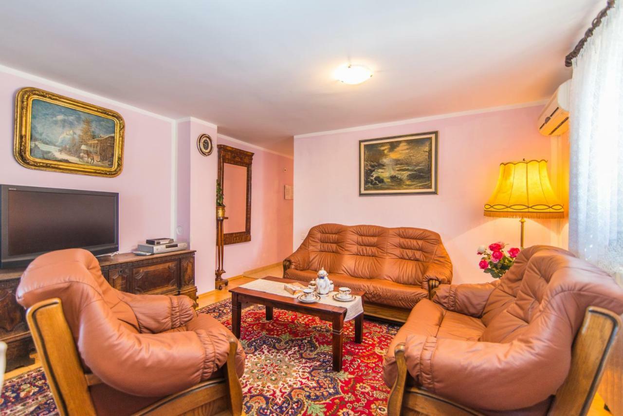 Apartmani Marina Porec Bagian luar foto