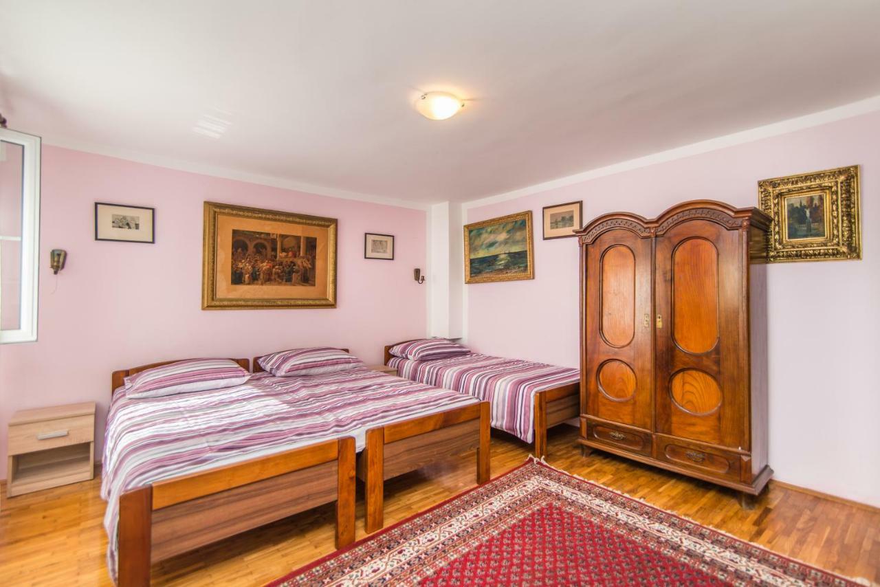 Apartmani Marina Porec Bagian luar foto